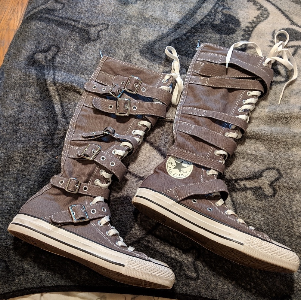Knee high top converse